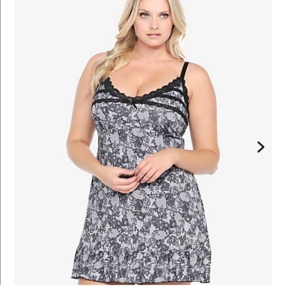 torrid Other - 2/$60 🔮 Torrid Nightie Black & White Lace Sexy Chemise Lingerie Plus Size 0 0X